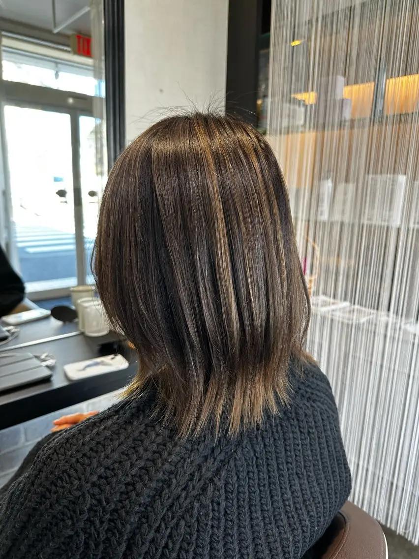 セミロング カラー カット ヘアカラー トリートメント 若泉 真梨のヘアスタイル