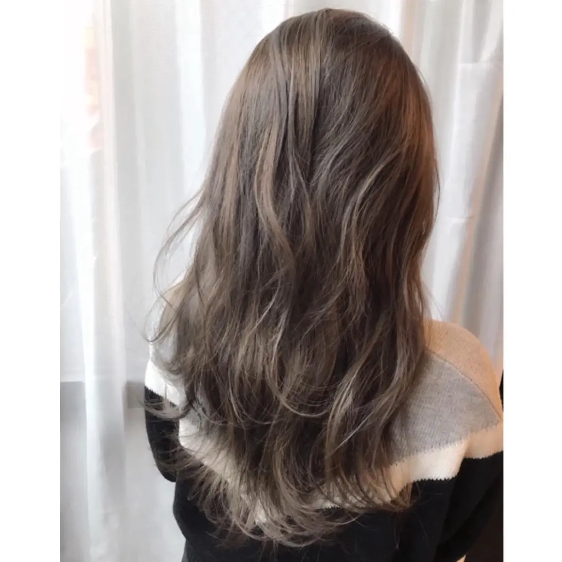 スタンダード👌(ロング)カット＋👑リペアカラー＋トリートメントの写真