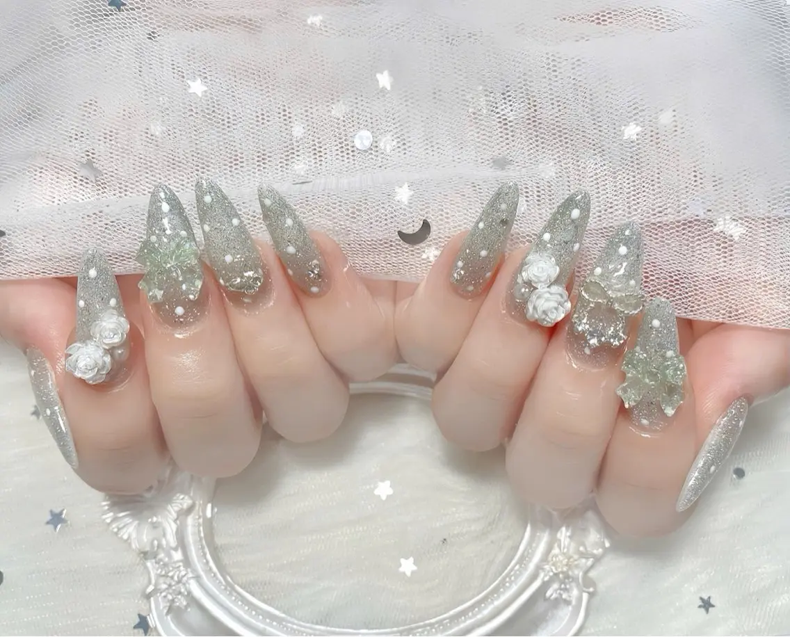 ネイル チークネイル ドット 長さ出し フットネイル フレンチネイル ハンドネイル Hana Nail Salonのネイルデザイン