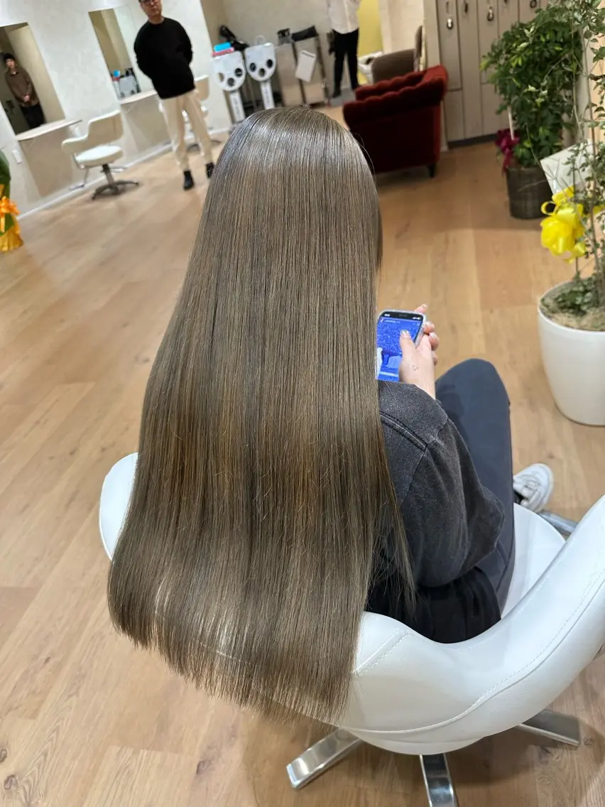ロング ヘアカラー 巻ける髪質改善🫧ハ イライト/永田汰伊智のヘアスタイル