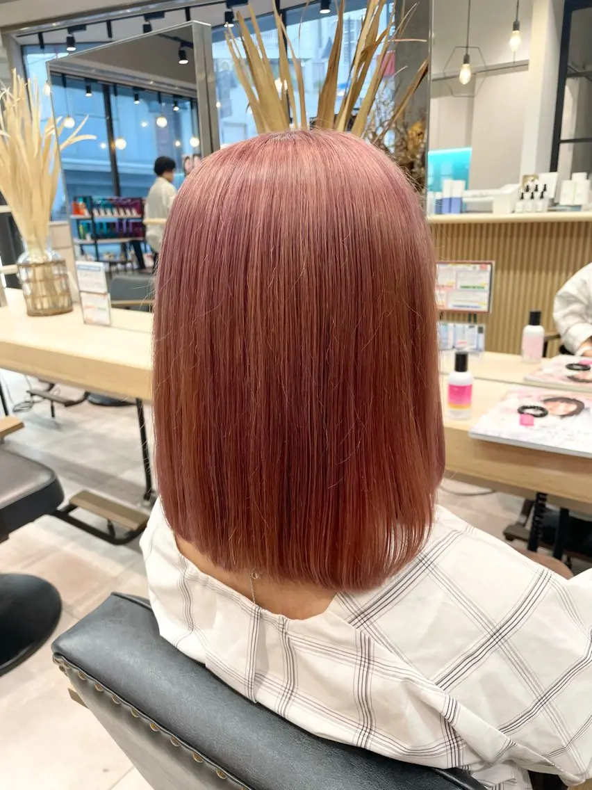 セミロング ヘアカラー 🌈ミルクティー / MISAKI🐰のヘアスタイル