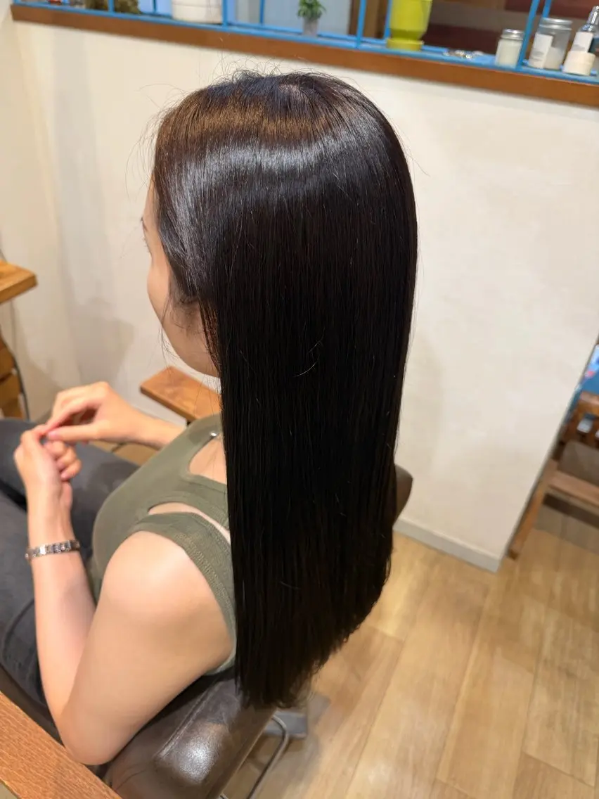 ロング ヘアカラー トリートメント ヘッドスパ RENA｜透明感 カラー×癒しスパのヘアスタイル