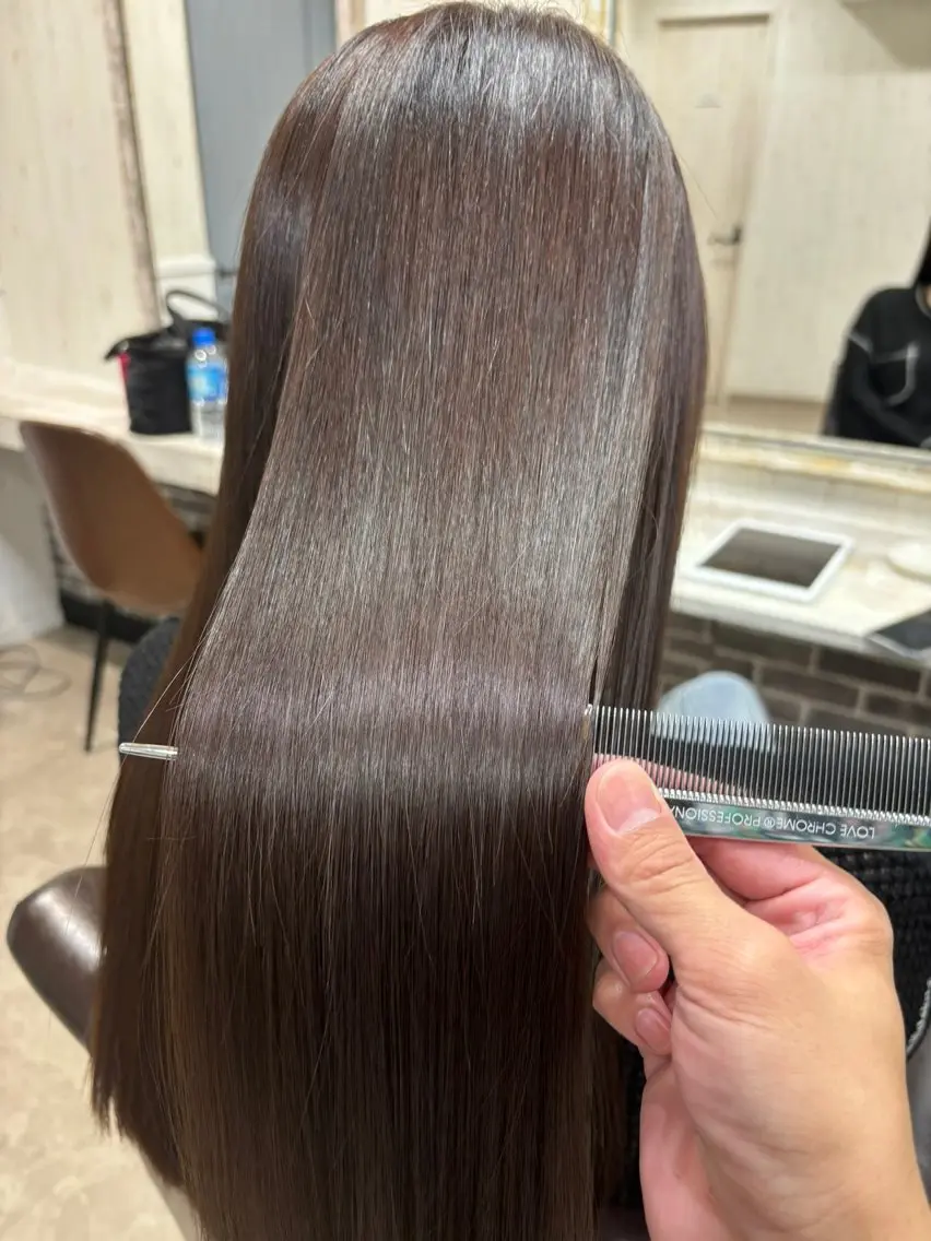 セミロング カット ヘアカラー トリートメント 普天間 翔太のヘアスタイル