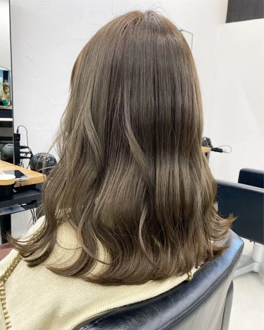 ロング カラー ヘアアレンジ ブリーチ 透明感カラー ブリーチなしカラー ヘアカラー 坂齋大地/レイヤー/ ミルクティーのヘアスタイル
