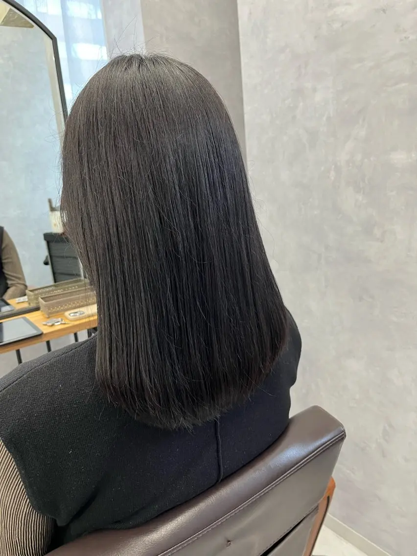 ミディアム カラー NUMBER 天王寺 🌼yuriのヘアスタイル