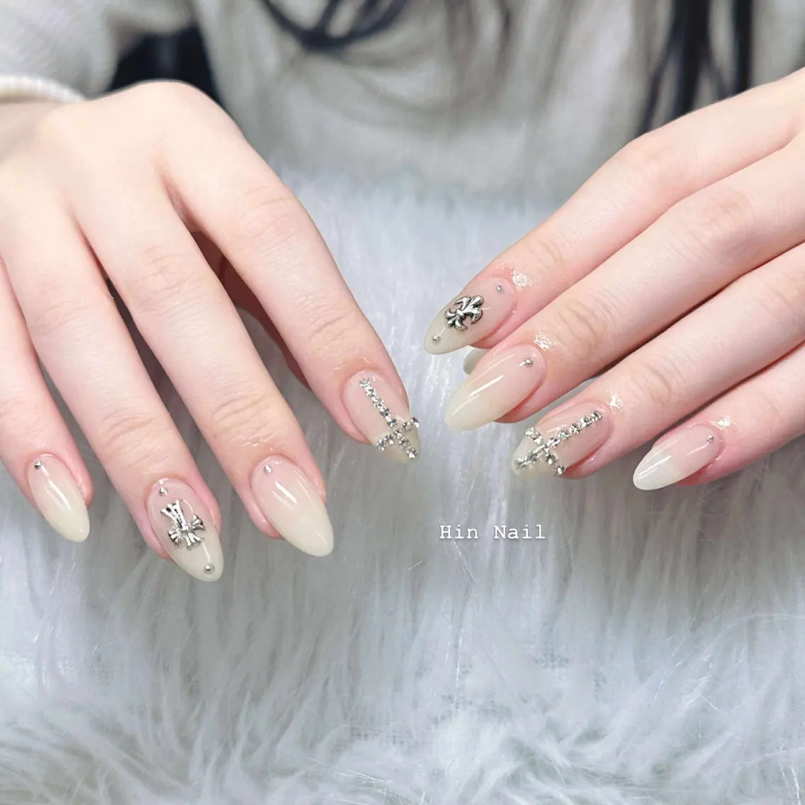 ネイル ハンドネイル HIN NAILのネイルデザイン