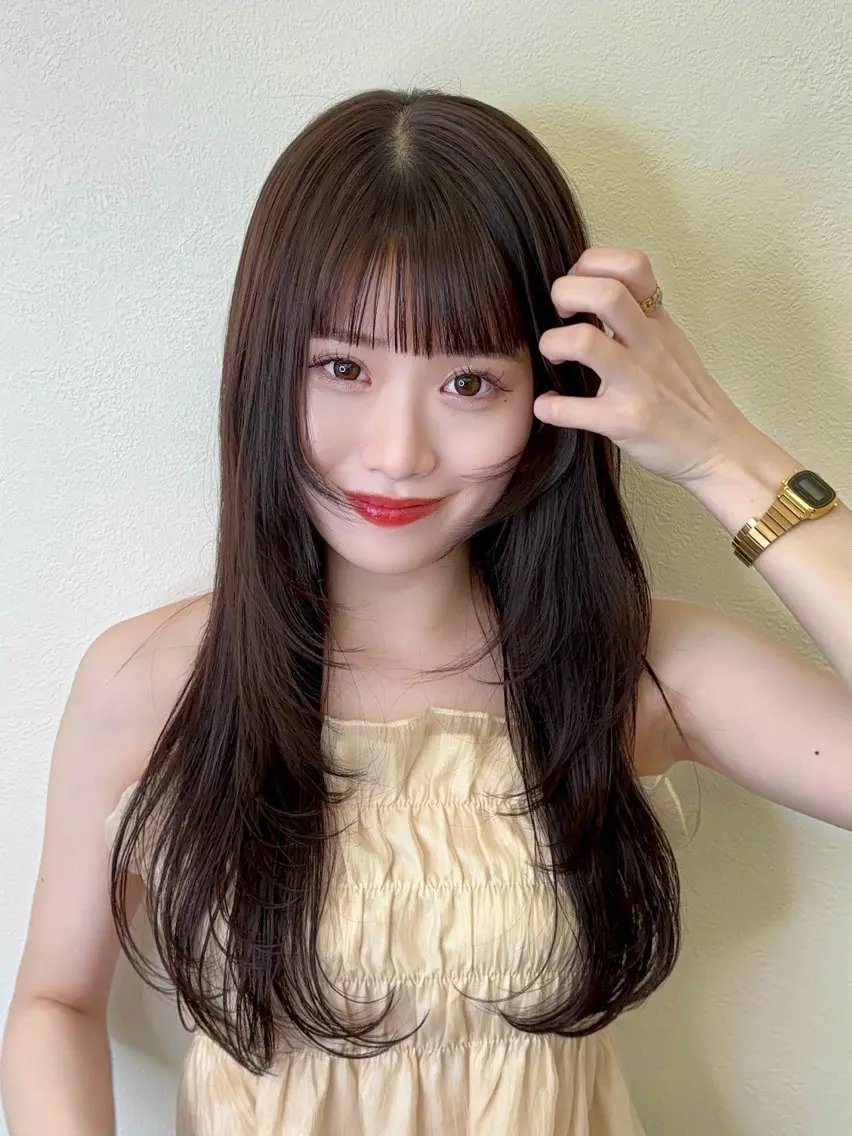 ロング ハッシュカット レイヤーカット カット ヘアカラー トリートメント Ayano‪‪🎀似 合わせ×透明感🎀のヘアスタイル