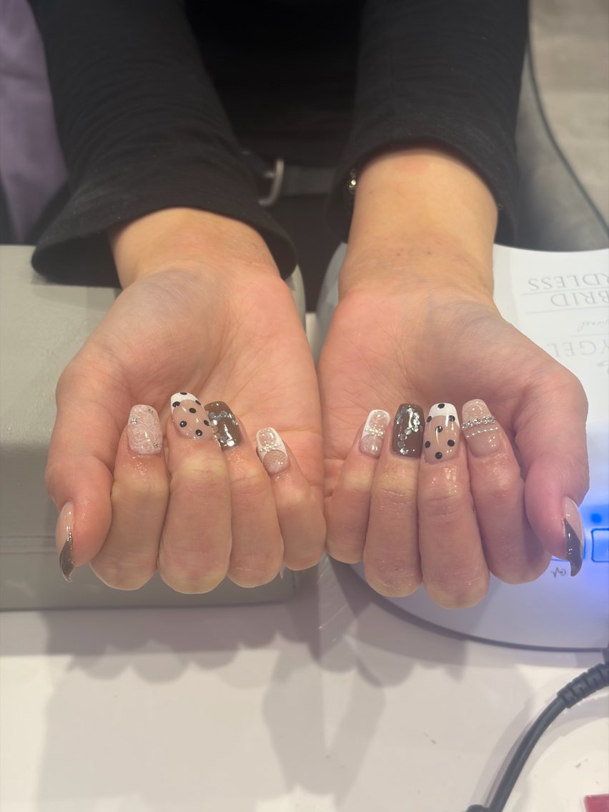 ネイル ハンドネイル SHELLTOKYO Hana🌺のネイルデザイン