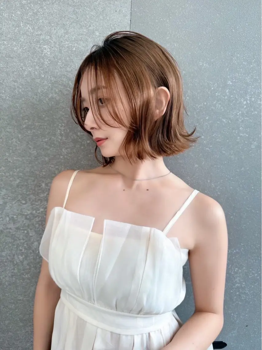 ショート レイヤー/縮毛矯正 /透明感/しおんのヘアスタイル