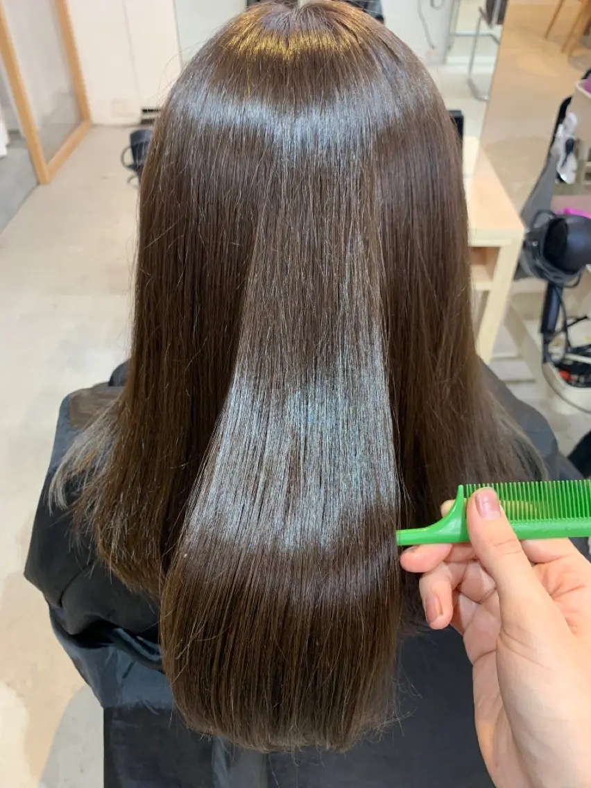 ロング 暖色/透明感カラー かずきのヘアスタイル