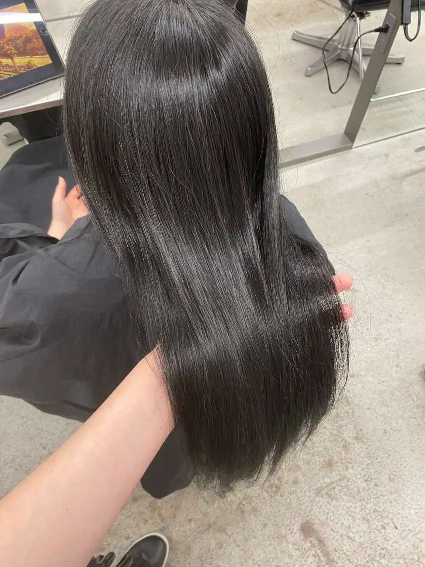ロング カラー ベージュカラー 透明感カラー グレージュ ハイライトカラー イルミナカラー カット ヘアカラー トリートメント レイヤーカット🎀× 韓国風🇰🇷正源のヘアスタイル