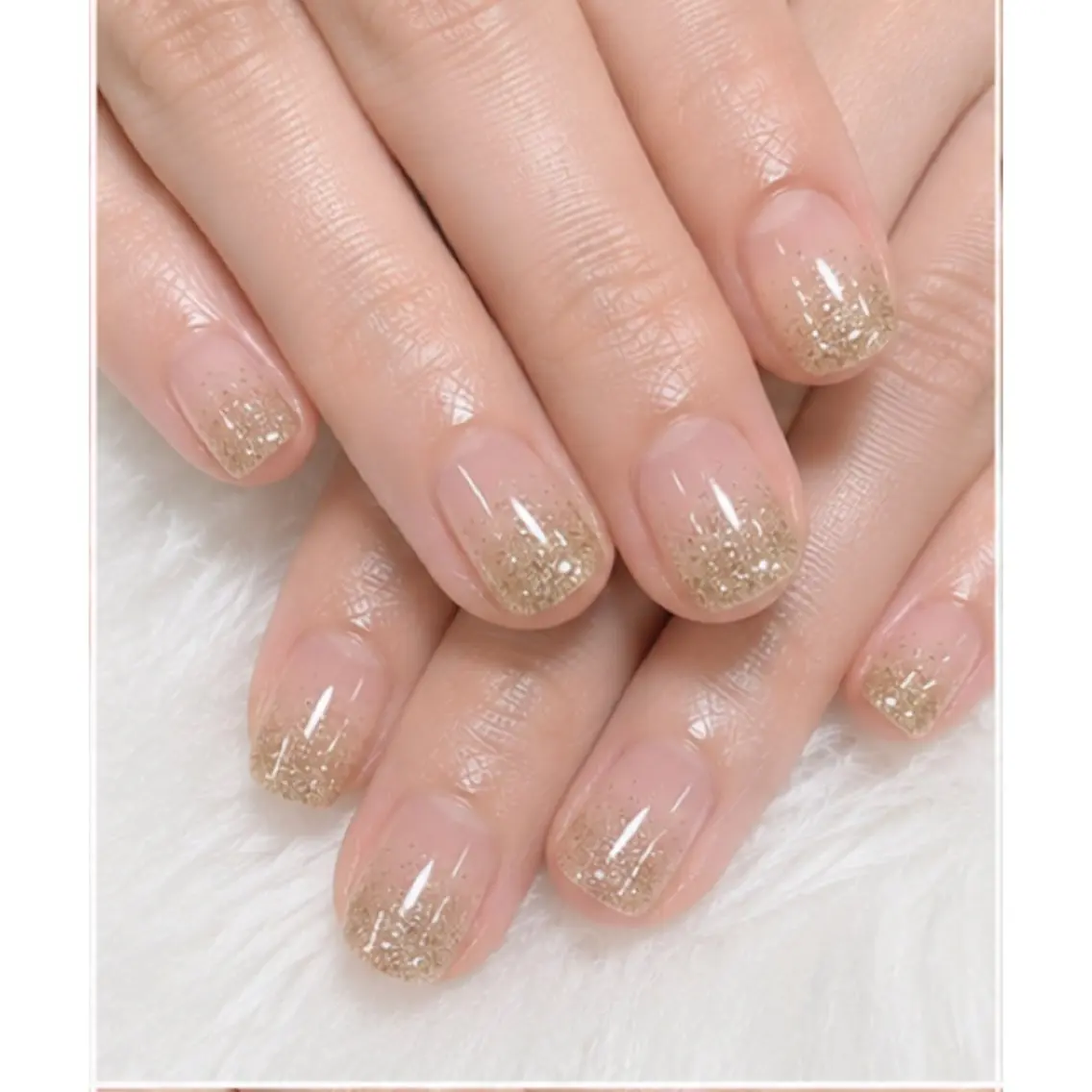 ネイル ラメ(グリッター) ラメグラデーション LAVISH sakiのネイルデザイン