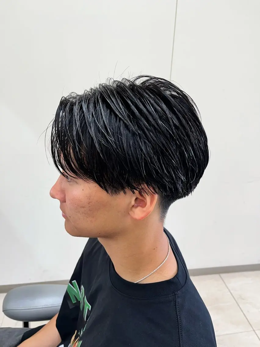 ショート パーマ メンズ センターパート メンズパーマ ニュアンスパーマ 🧊メンズ特化🧊 高木航希のヘアスタイル
