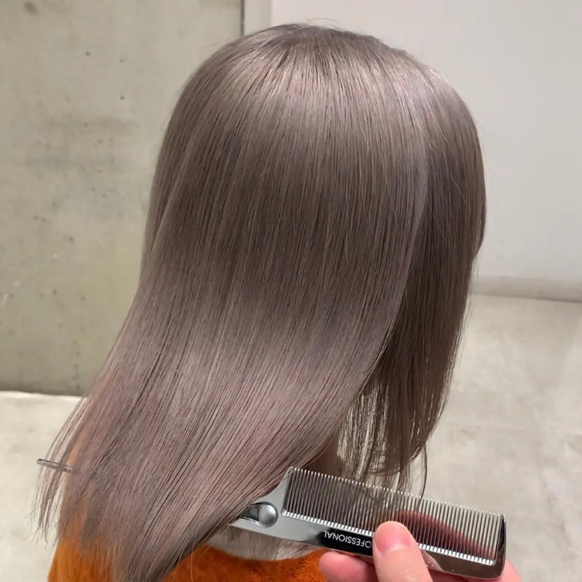 ミディアム カラー カット ヘアカラー トリートメント れい🫧 ハイトーン特化のヘアスタイル
