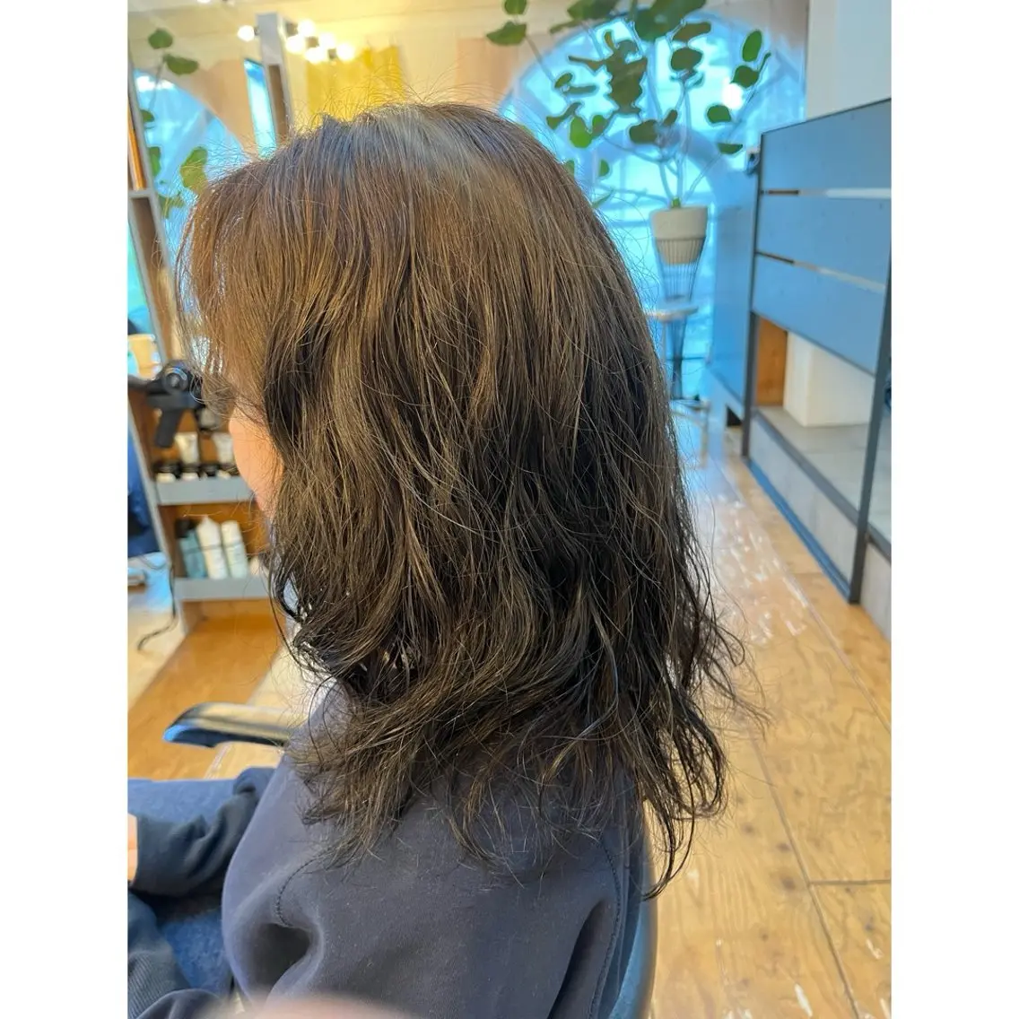 セミロング カラー パーマ カット ヘアカラー パーマ Lagom なかだのヘアスタイル