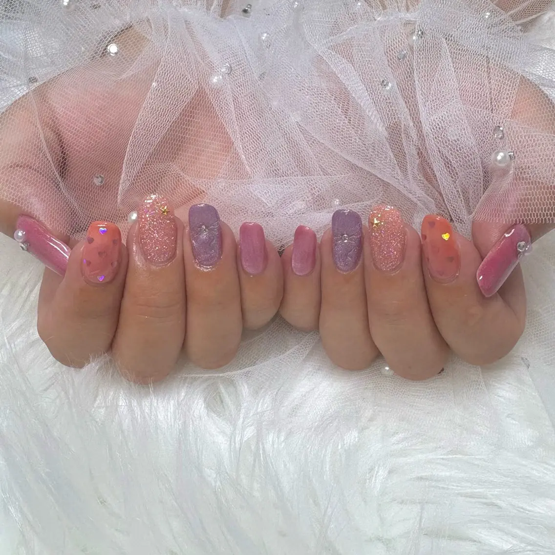 ネイル ハート マグネットネイル リボン ストーンネイル ハンドネイル SHINE nail salonのネイルデザイン
