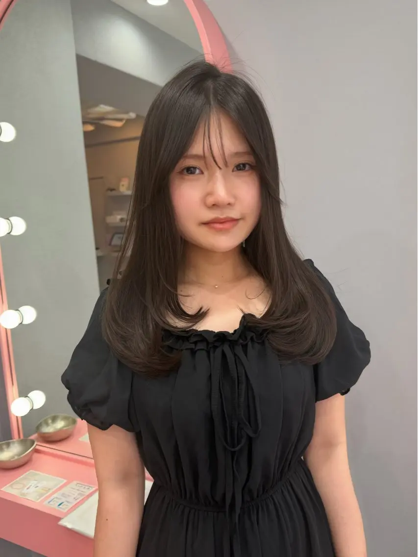セミロング カット ヘアカラー トリートメント 透明感カラー♡ 原宿美容室¦Rinaのヘアスタイル