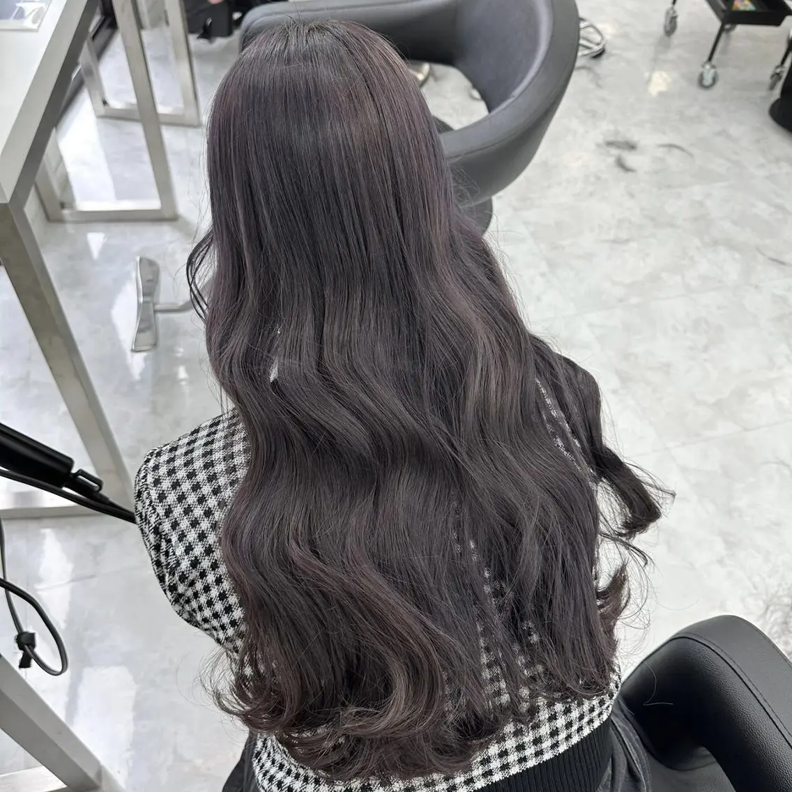 ロング カラー ヘアカラー トリートメント ヘッドスパ ヘアセット 🪞official THREE 横浜🎀のヘアスタイル
