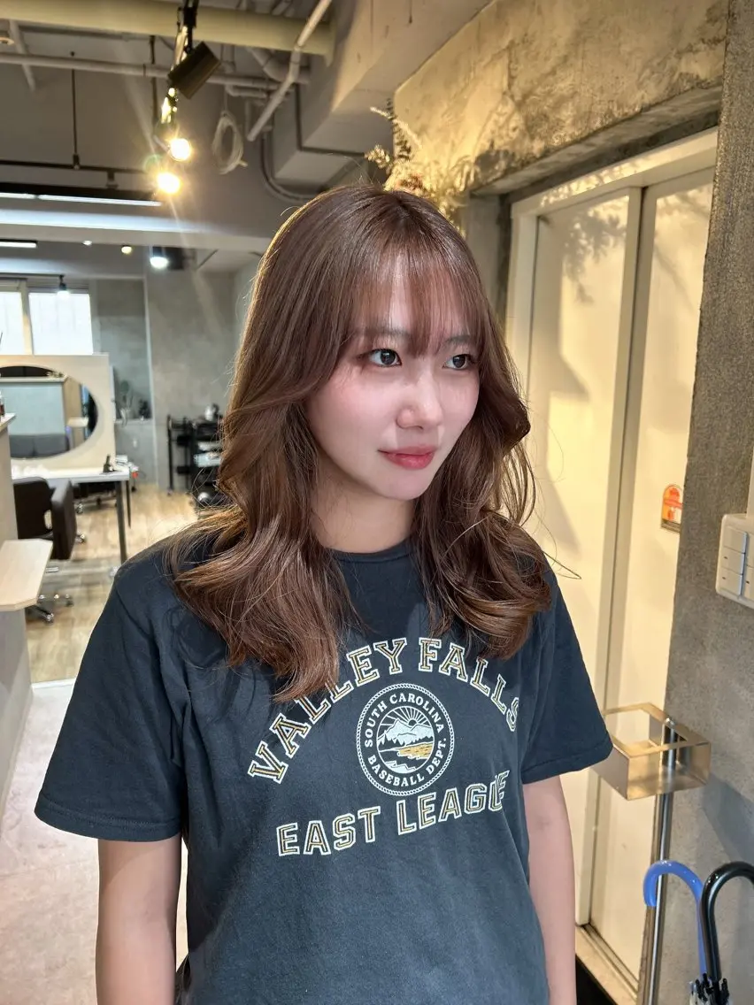 セミロング ヘアカラー トリートメント 心斎橋ヘアカラー 海外ﾚｲﾔｰ/マリナのヘアスタイル