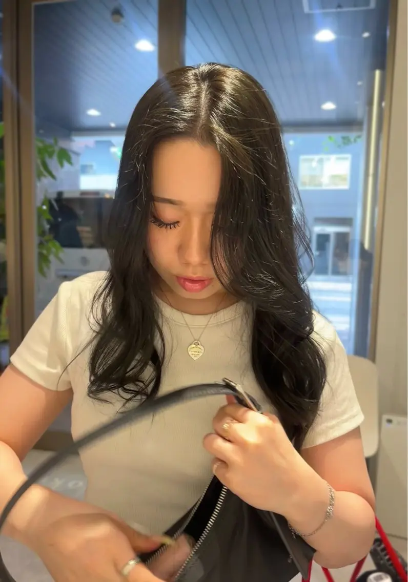 ロング カラー haruka kobayashiのヘアスタイル