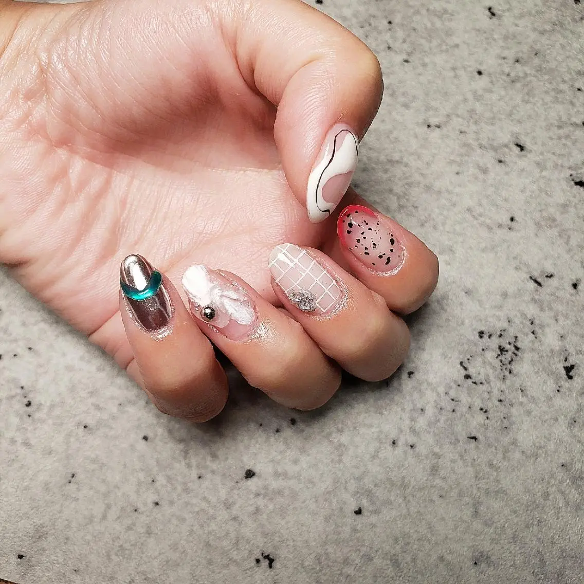 ネイル MU5-nail 金山ネイルサロンのネイルデザイン