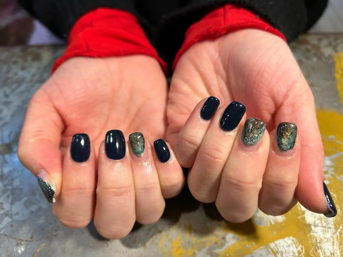 ネイル アートネイル ネイビー ニュアンスネイル ハンドネイル ハンドケア ＊ misa ＊のネイルデザイン