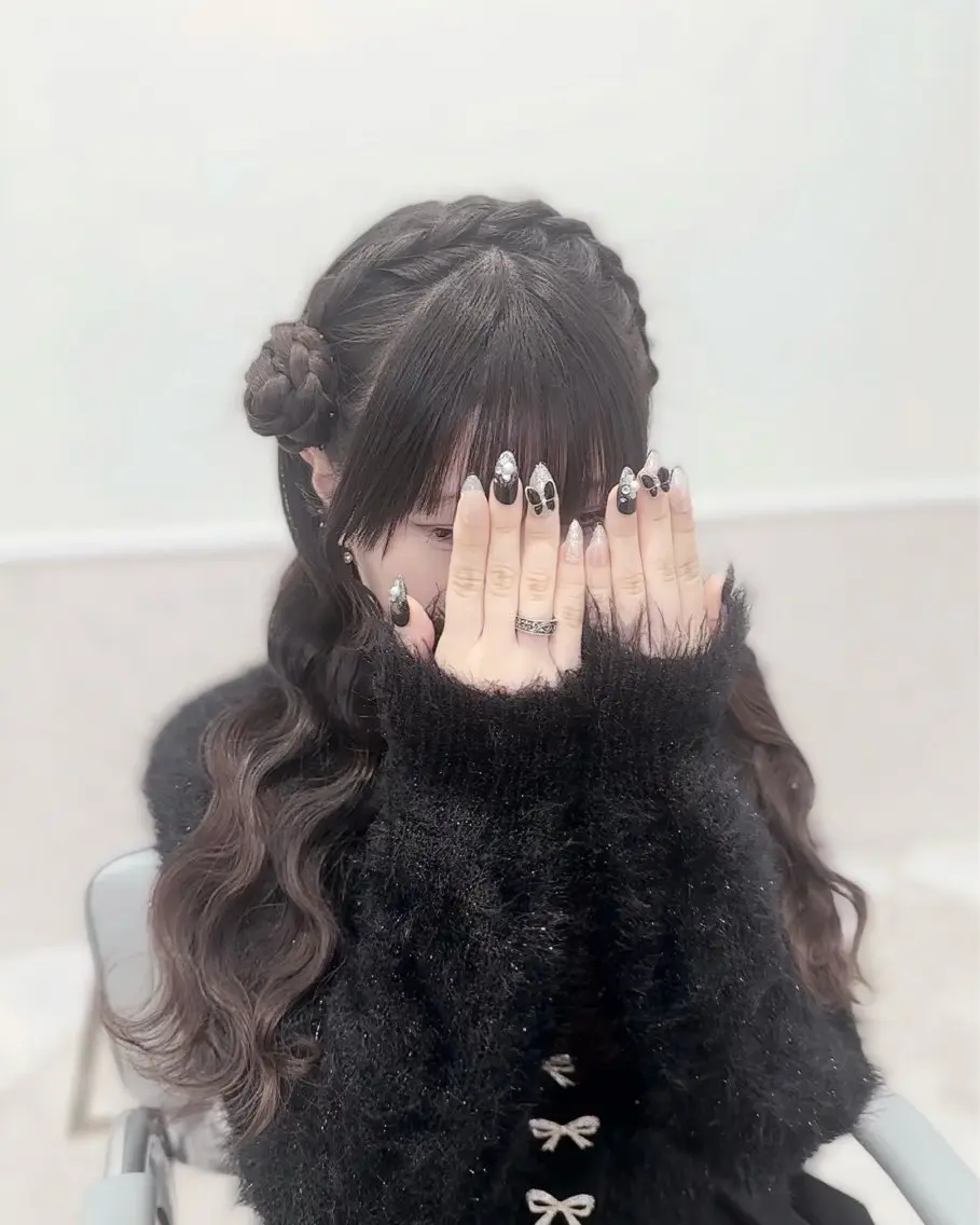 ロング ヘアアレンジ カット ヘアセット 🎀ちゃんりお🎀 /ブリーチなしカラーのヘアスタイル