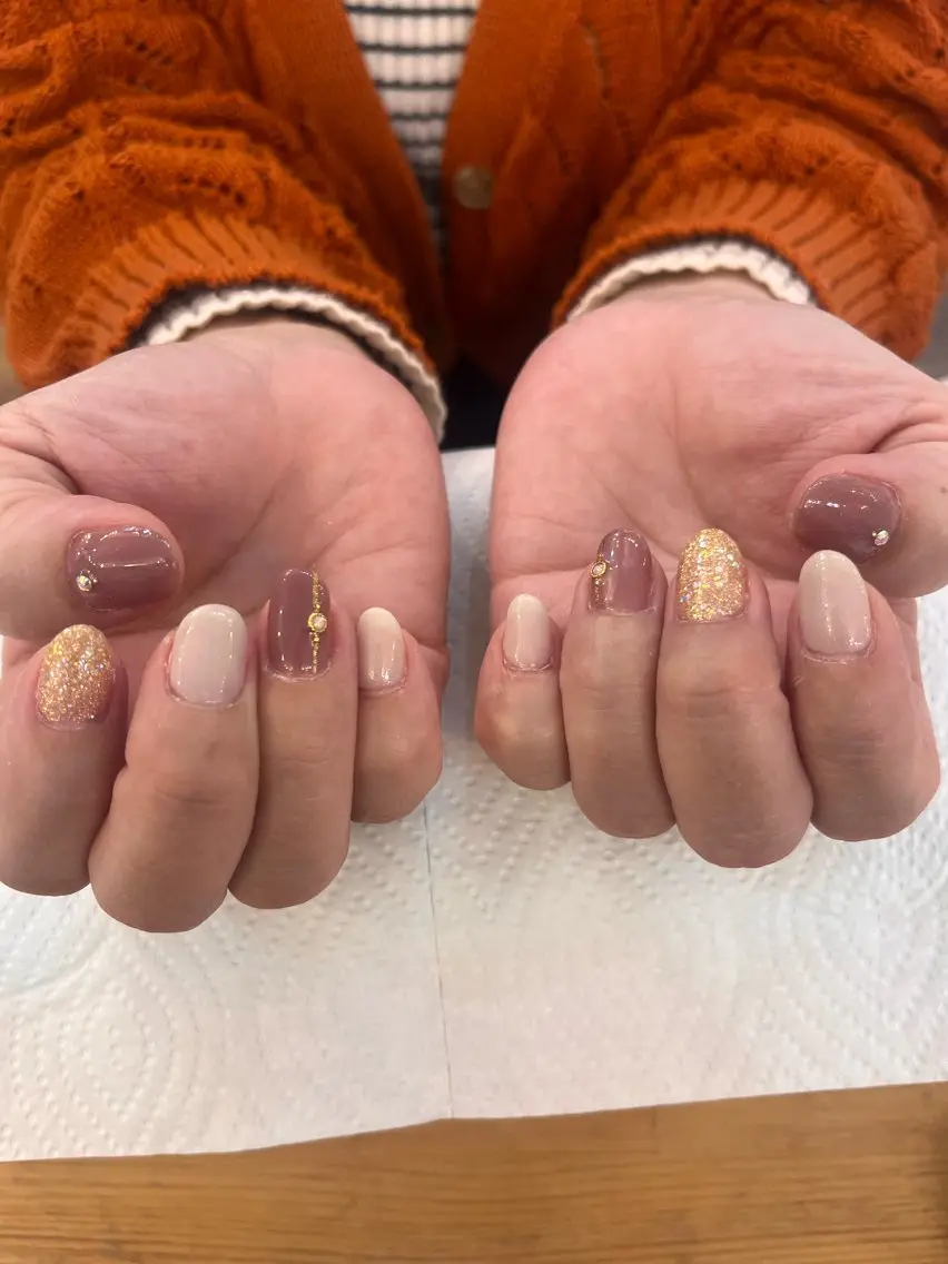 ネイル シンプルネイル nailAlaia 妙典店 アイリのネイルデザイン