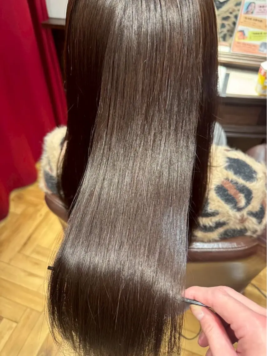 セミロング トリートメント 美髪を目指すあなたに ✨️青木 集翔のヘアスタイル