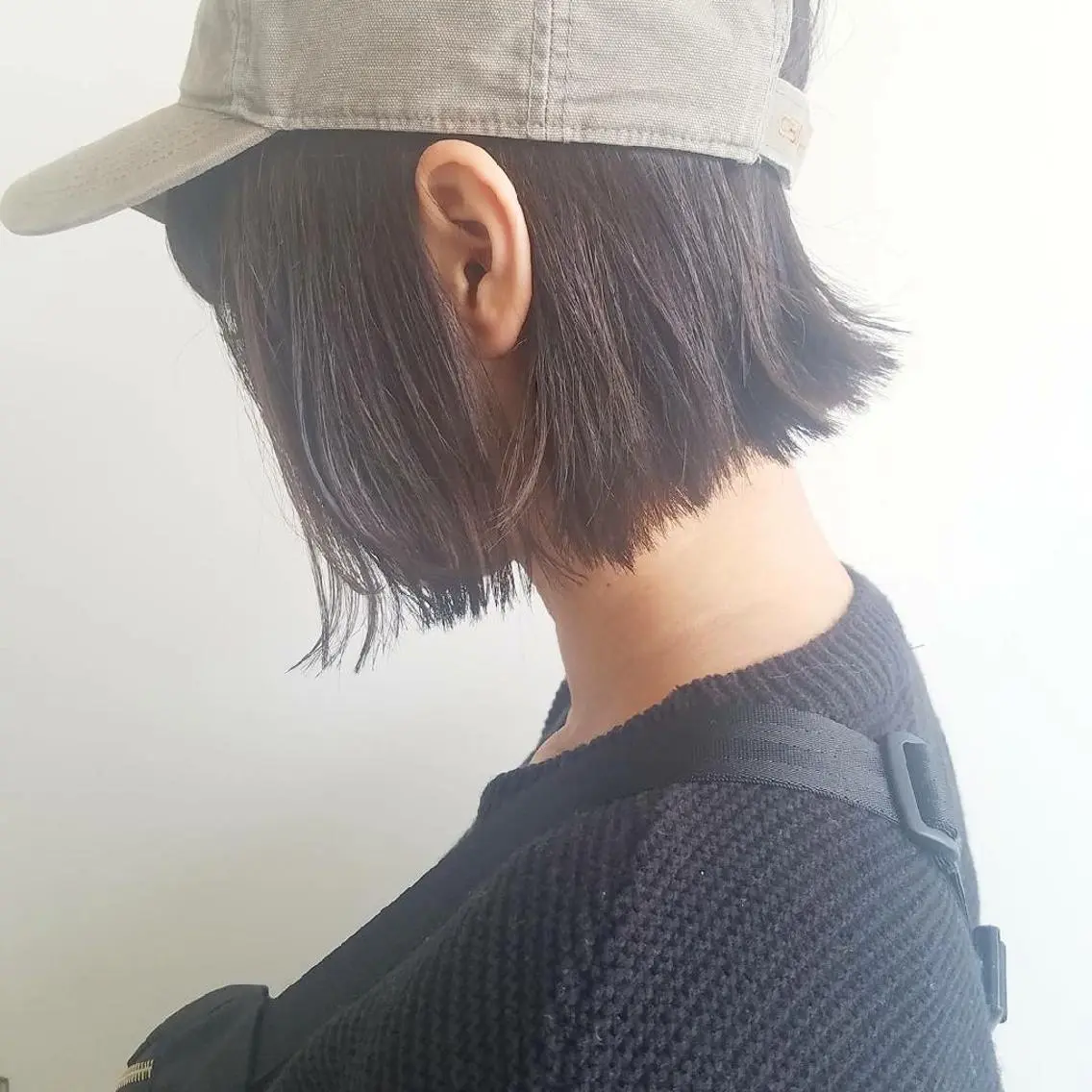 ショート カラー 切りっぱなしボブ ボブ iplus　眉毛と まつげパーマ専門店のマツエク・マツパデザイン
