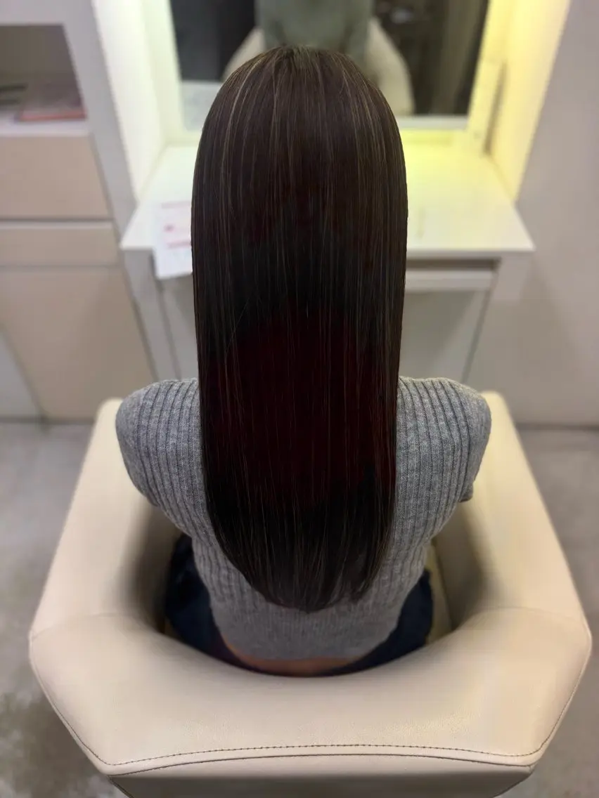 カット＋ナチュラル縮毛矯正　　　　　　　　　　　　　　　カット＋柔らかストレート✨の写真