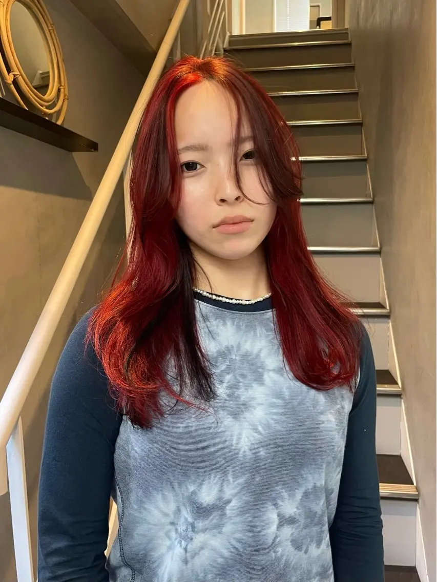 ロング カラー デザインカラー レッドカラー AIRI /XENA渋谷本店のヘアスタイル