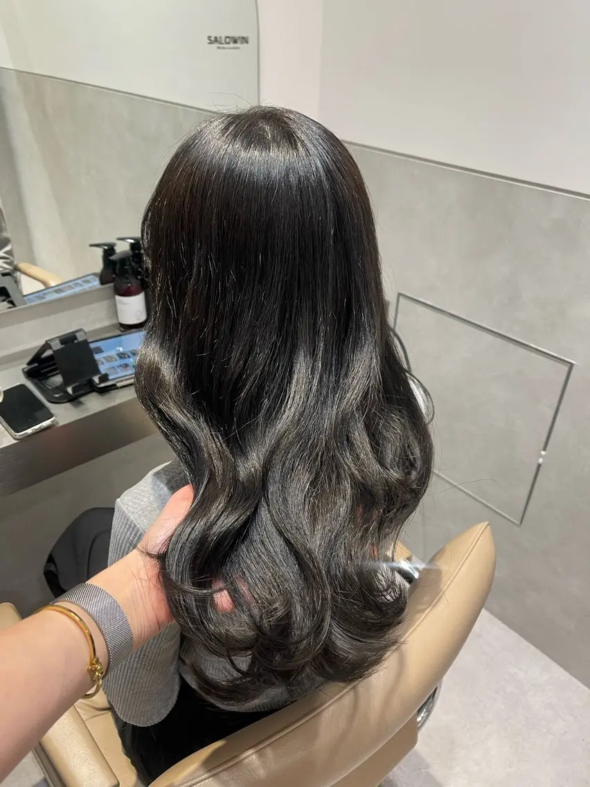 ミディアム ヘアカラー トリートメント ヘッドスパ 透明感/レイヤー スタイル🤎mamiのヘアスタイル