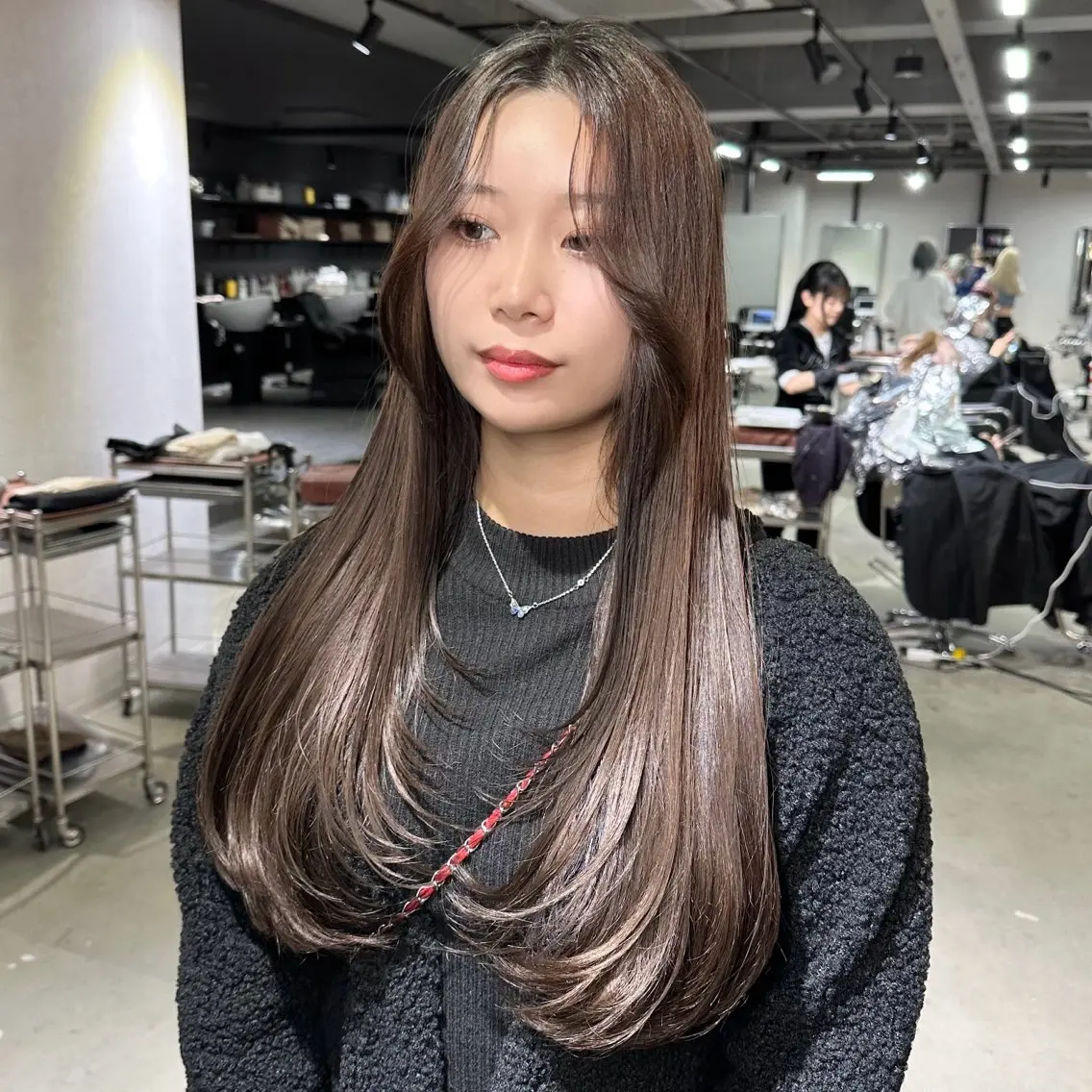 ロング ケアカラー ボブ 髪質改善 レイヤーカット トリートメント 心斎橋 韓国レイヤ ー指名No.1renのヘアスタイル