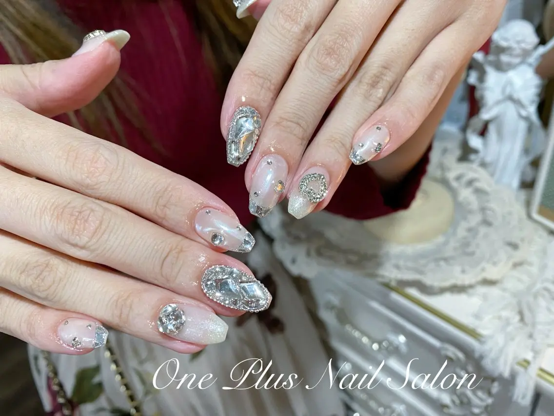 ネイル One Plus Nail Salonのネイルデザイン