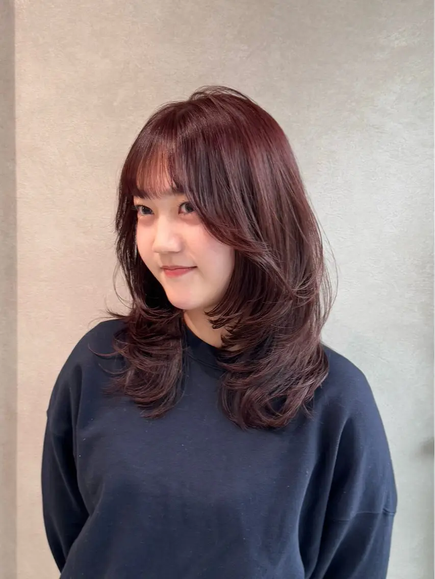 セミロング カラー カット ヘアカラー ワンカールで盛れる レイヤー🎀Macoのヘアスタイル