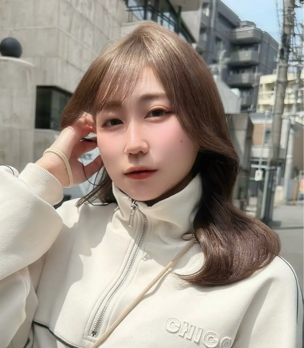 ミディアム カラー グレージュ ラベンダーカラー ラベンダーグレージュ ラベンダーグレー ヘアカラー トリートメント ヘッドスパ 韓国系レイヤー特化 hiroのヘアスタイル