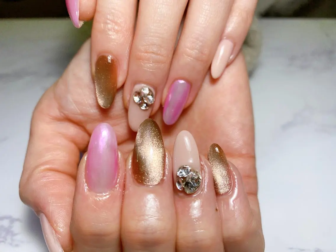 ネイル オーロラネイル マグネットネイル Era nailのネイルデザイン