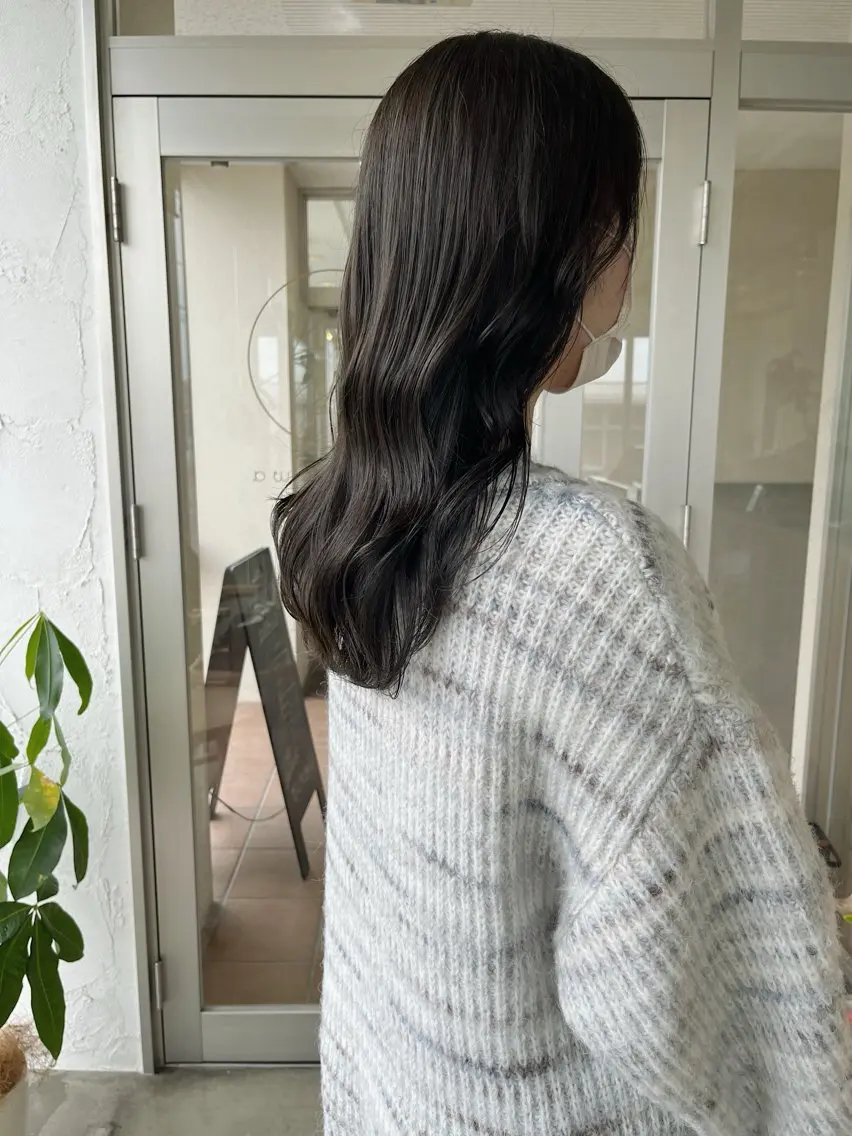 ロング カット ヘアカラー トリートメント 荒川泰輝/オリーブ カラー/透明感カラーのヘアスタイル