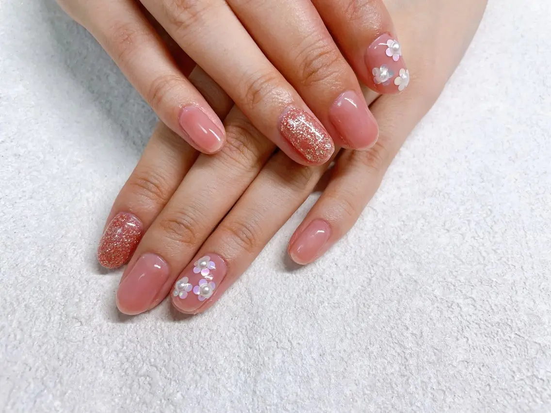 ネイル オーロラネイル フラワーネイル フットネイル フレンチネイル ジェルネイル ハンドネイル mogunail &blowのネイルデザイン