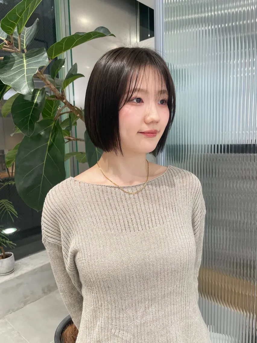 ミディアム ボブ ショート⌇艶カラー ⌇ RIN🌙のヘアスタイル