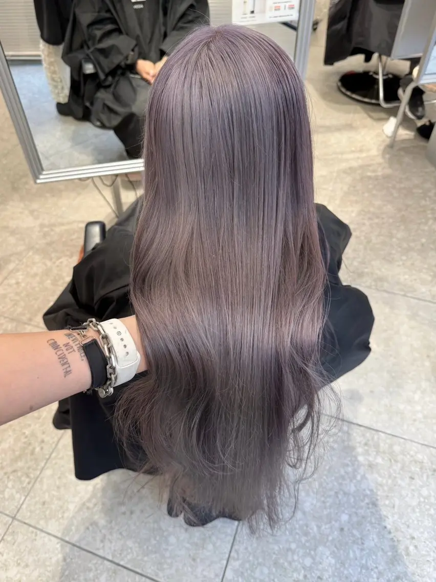 ロング カラー ヘアカラー カワチ リュウタのヘアスタイル
