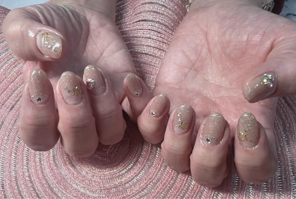 ネイル フレンチネイル 逆フレンチ Mimi Nailのネイルデザイン
