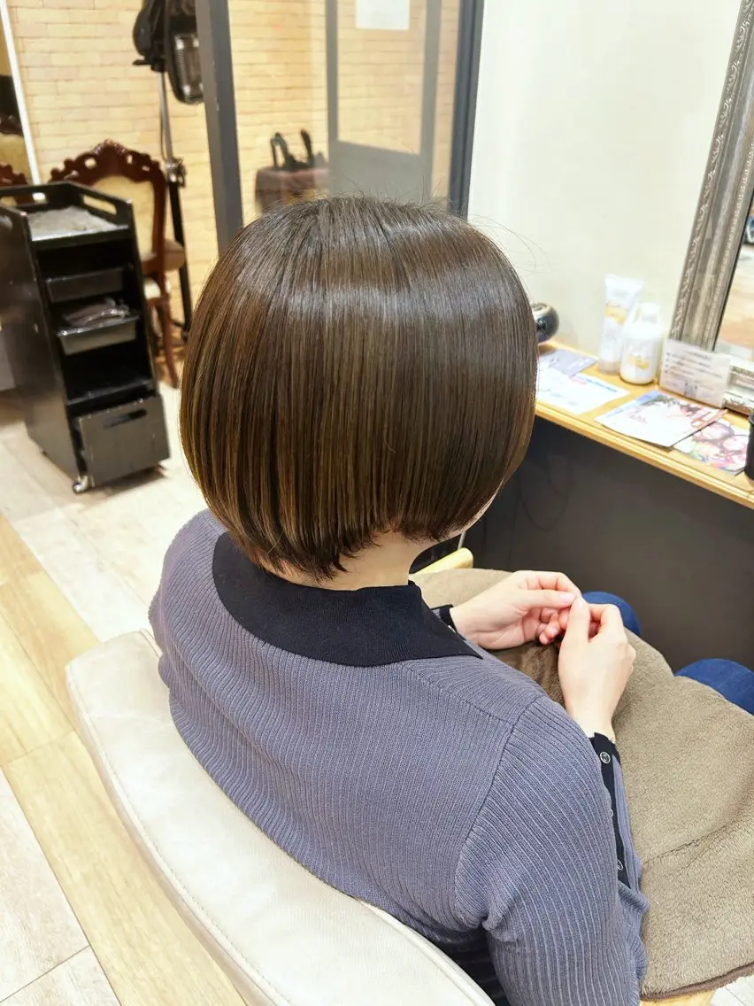 ショート カラー ヘアカラー 松尾 遥花のヘアスタイル