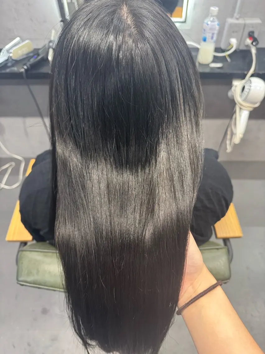 カラー やぶかみ りんのヘアスタイル
