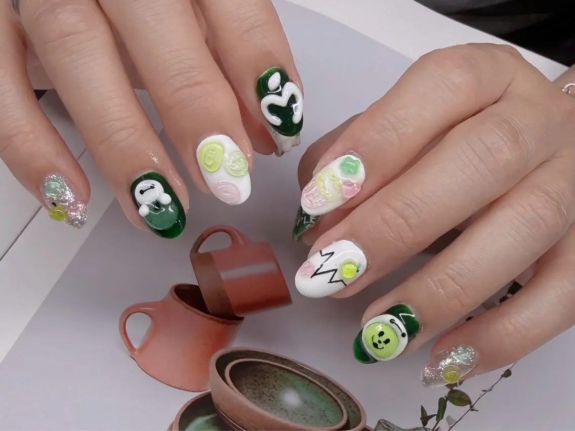 ネイル ハンドネイル Mira Nail Studioのネイルデザイン