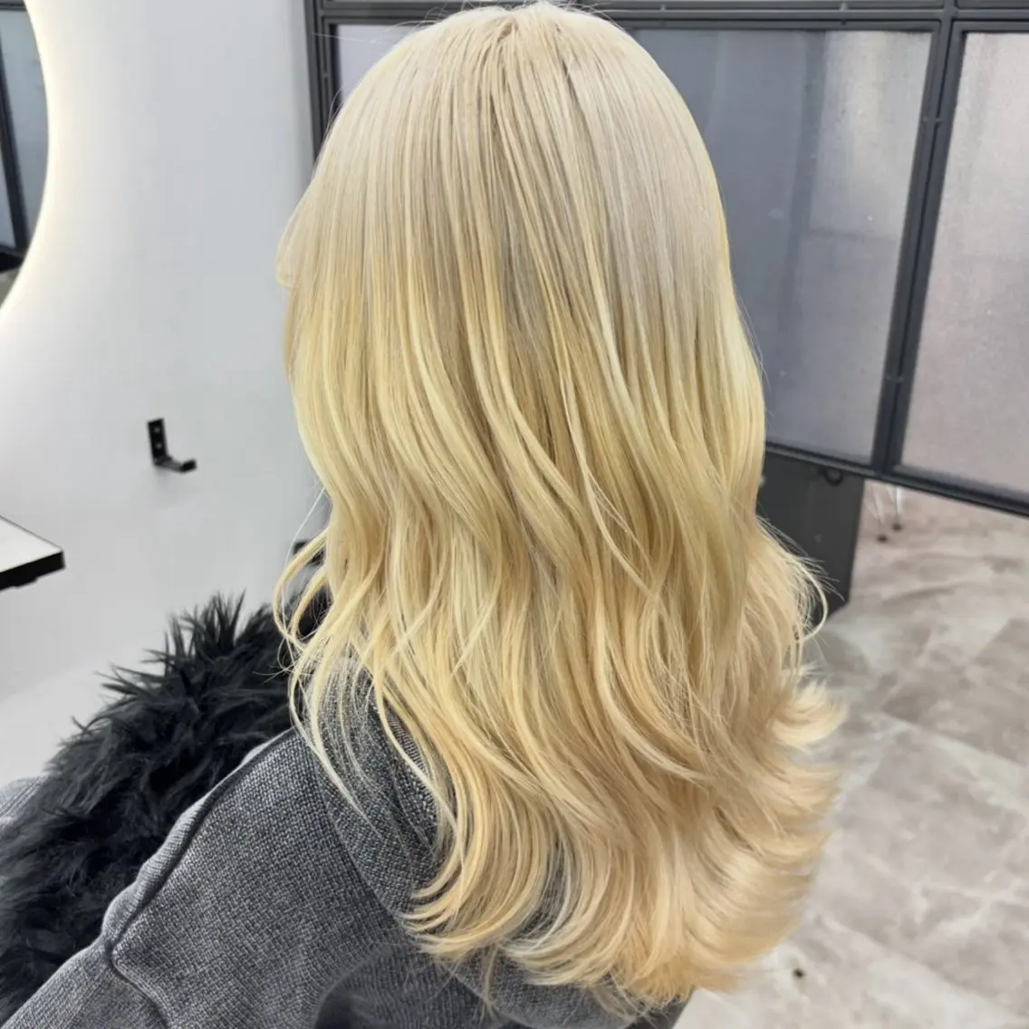 ロング カラー ヘアカラー Ren. 🦋デザインカラーのヘアスタイル