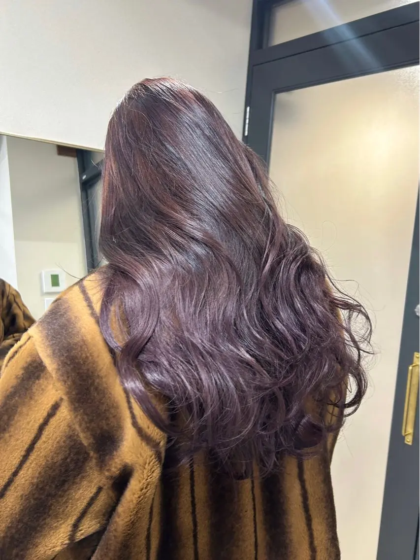 ロング カラー AKO .のヘアスタイル
