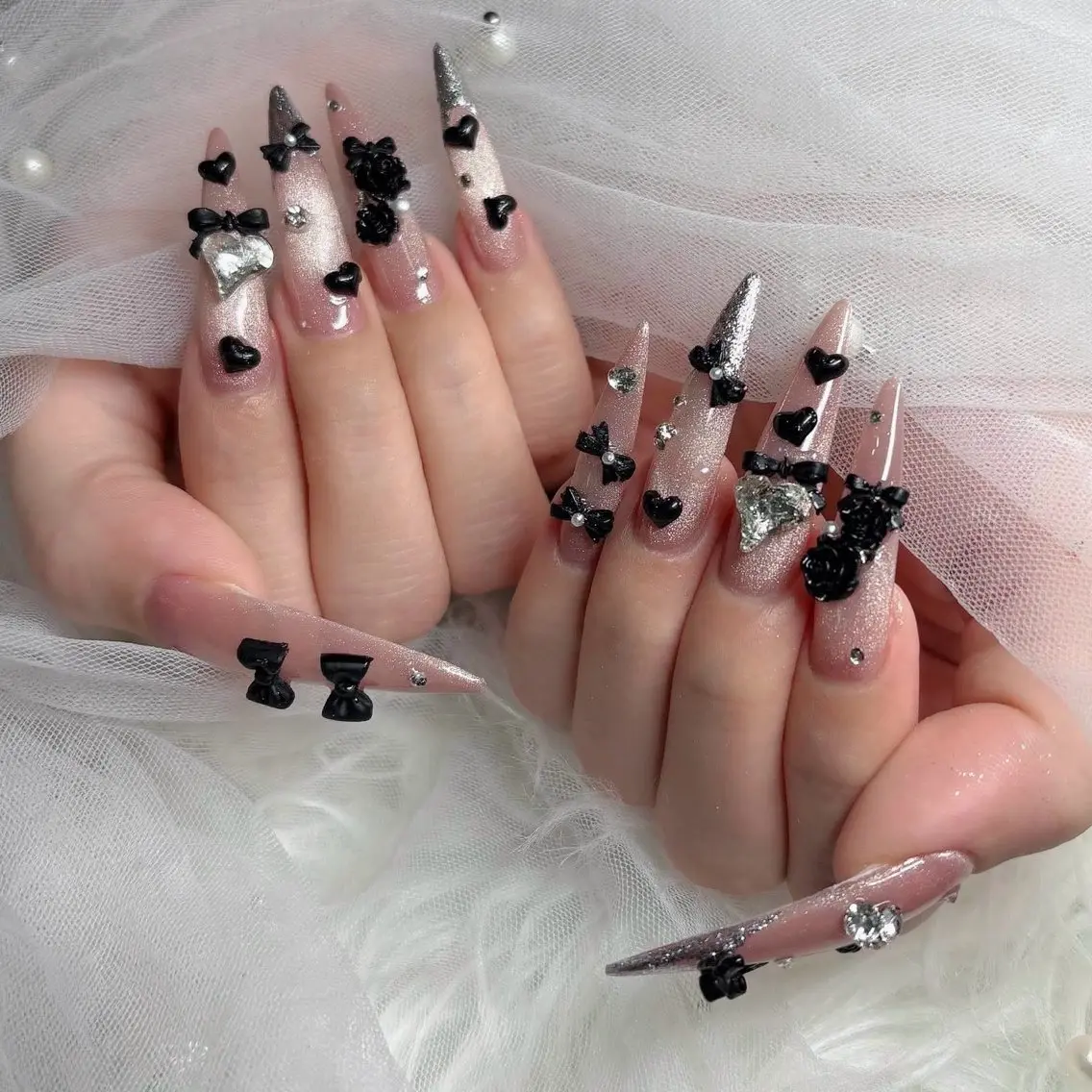 ネイル フットネイル フレンチネイル グラデーション 韓国ネイル ロングネイル ハンドネイル Hani Nail Salonのネイルデザイン