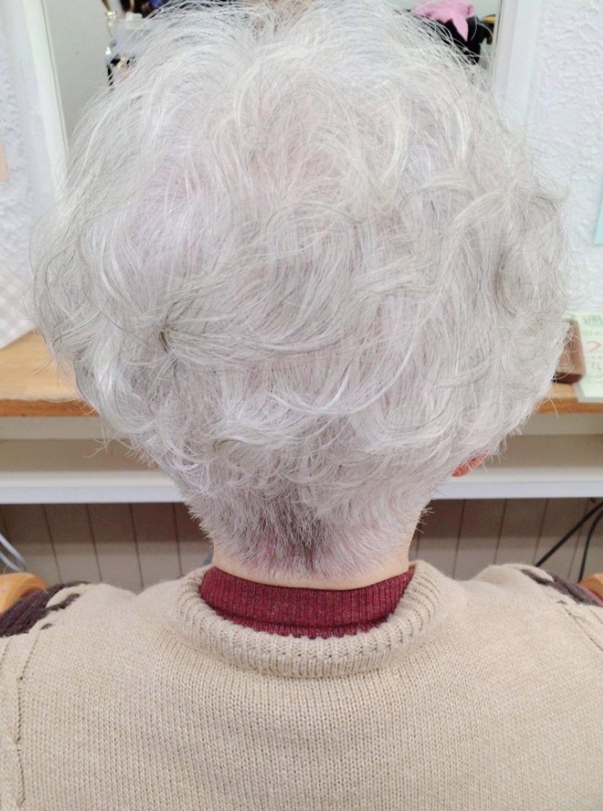 ショート パーマ ショートヘア 森長 咲子のヘアスタイル